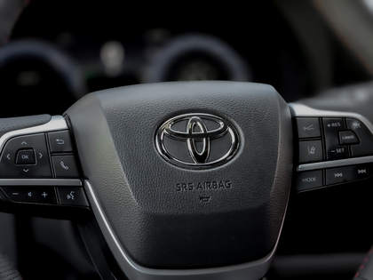 used 2025 Toyota Sienna car, priced at $63,555