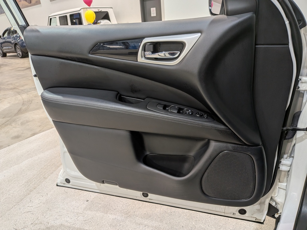 Nissan Pathfinder 2020