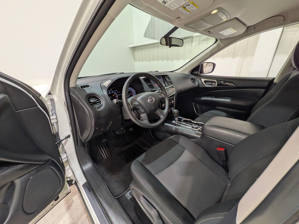 Nissan Pathfinder 2020