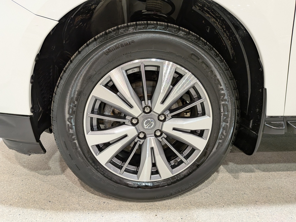 Nissan Pathfinder 2020