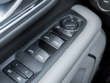 used 2021 GMC Yukon car, priced at $49,995