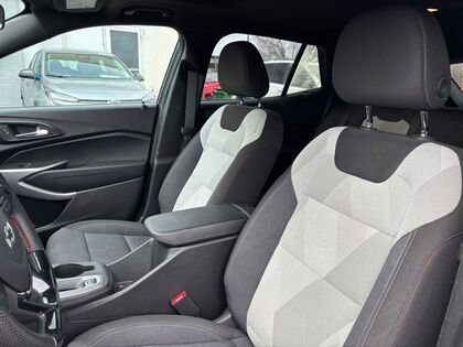 used 2024 Chevrolet Trax car, priced at $23,595