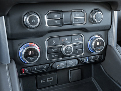 used 2021 GMC Yukon car, priced at $49,995
