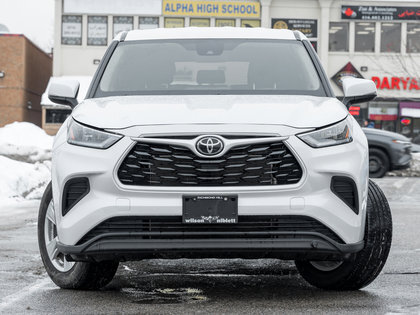 used 2024 Toyota Highlander car, priced at $43,695