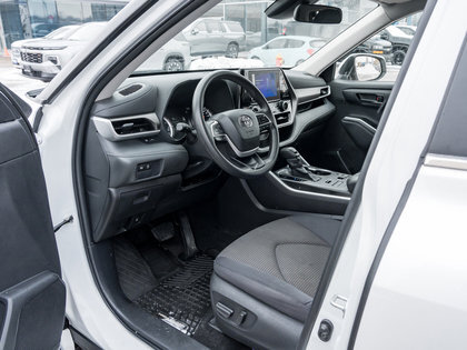 used 2024 Toyota Highlander car, priced at $43,695