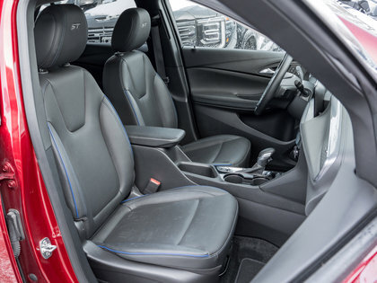 used 2025 Buick Encore GX car, priced at $27,495