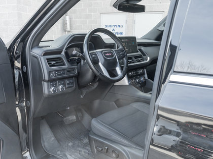 used 2024 GMC Yukon car, priced at $65,995