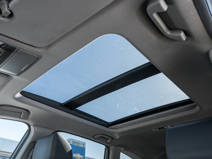 used 2022 Honda CR-V car, priced at $25,995