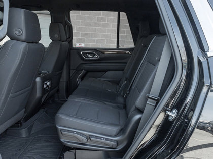 used 2024 GMC Yukon car, priced at $65,995