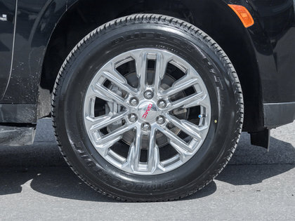 used 2024 GMC Yukon car, priced at $65,995