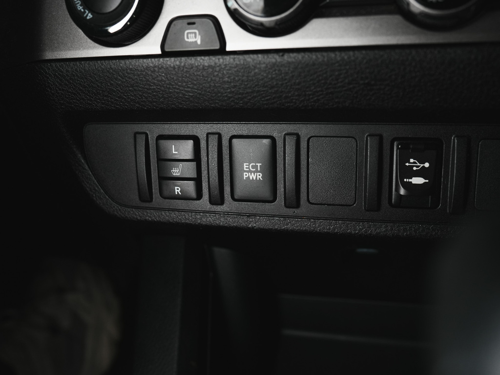 2018 Toyota Tacoma SR5, 多伦多, 全款车