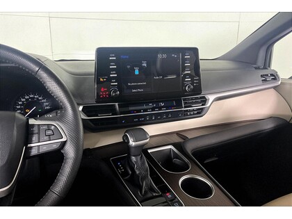 used 2023 Toyota Sienna car, priced at $51,998