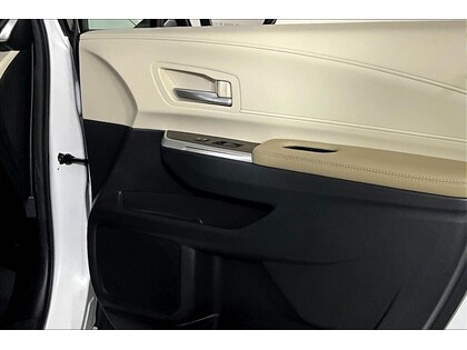 used 2023 Toyota Sienna car, priced at $51,998