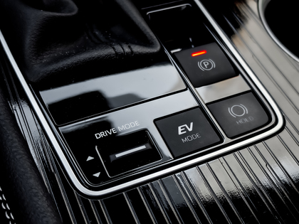 used 2025 Toyota Sienna car, priced at $63,995