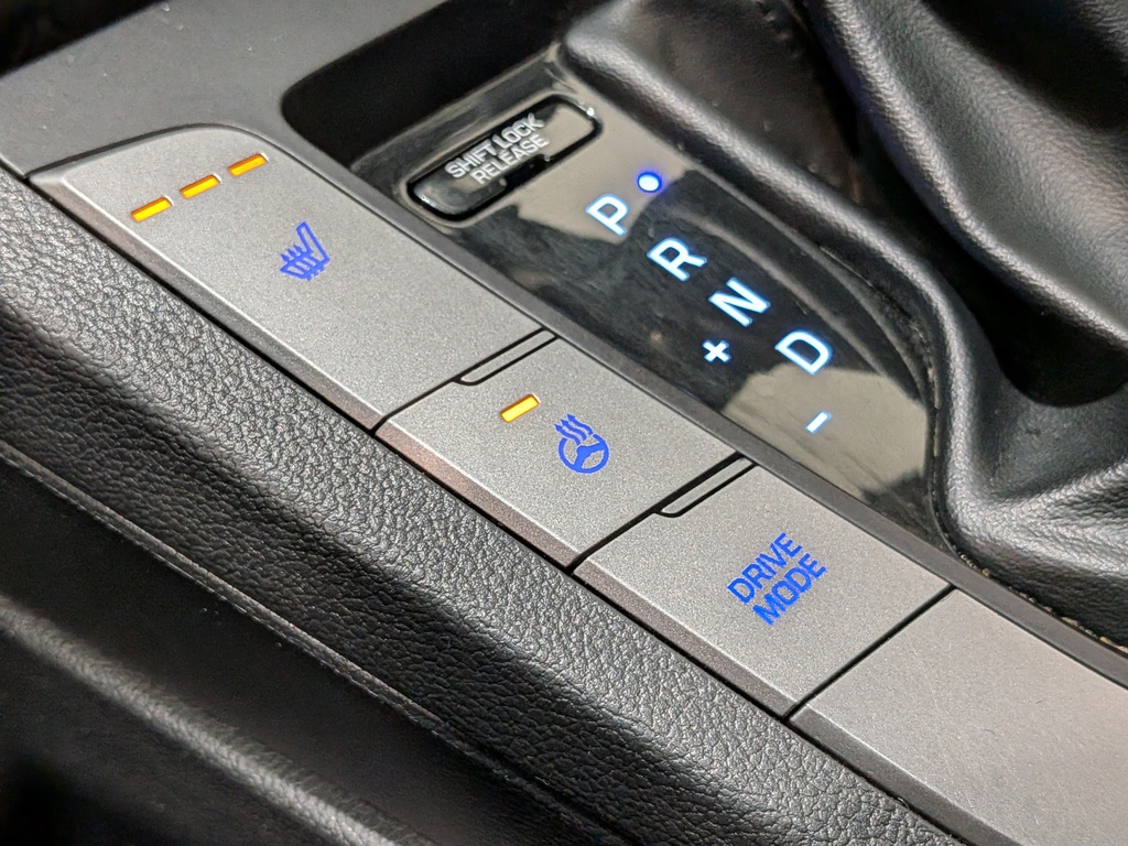 Hyundai Elantra 2018