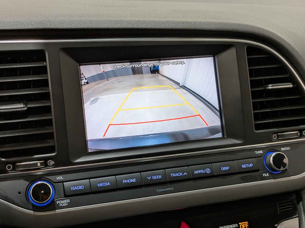 Hyundai Elantra 2018