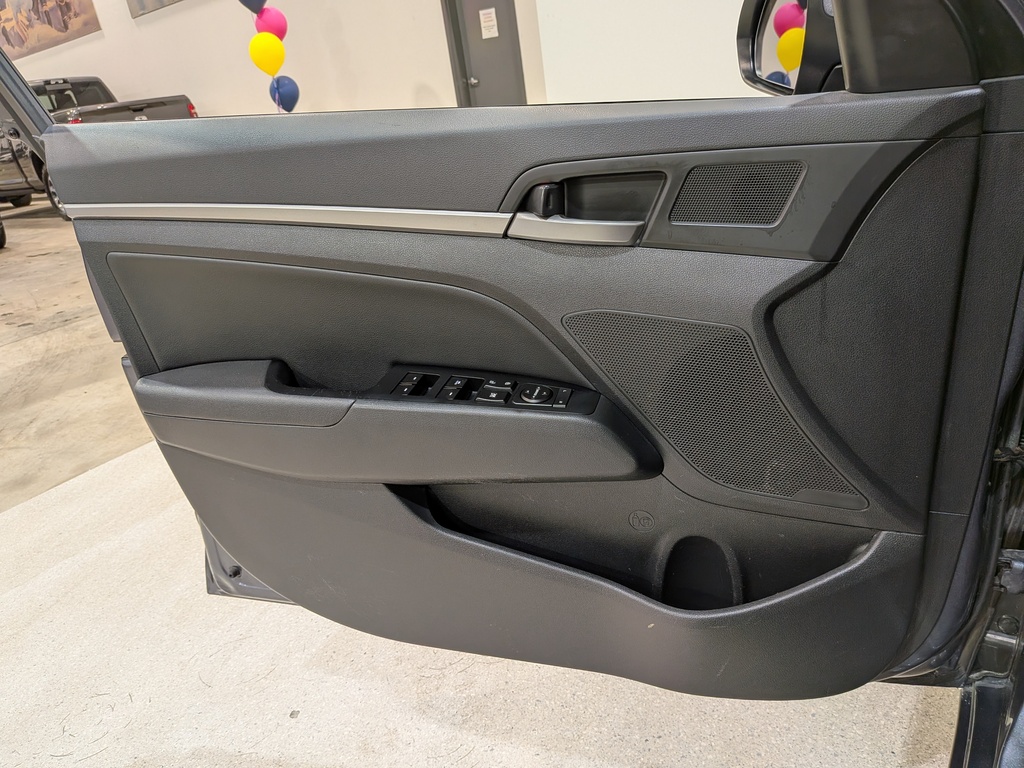 Hyundai Elantra 2018