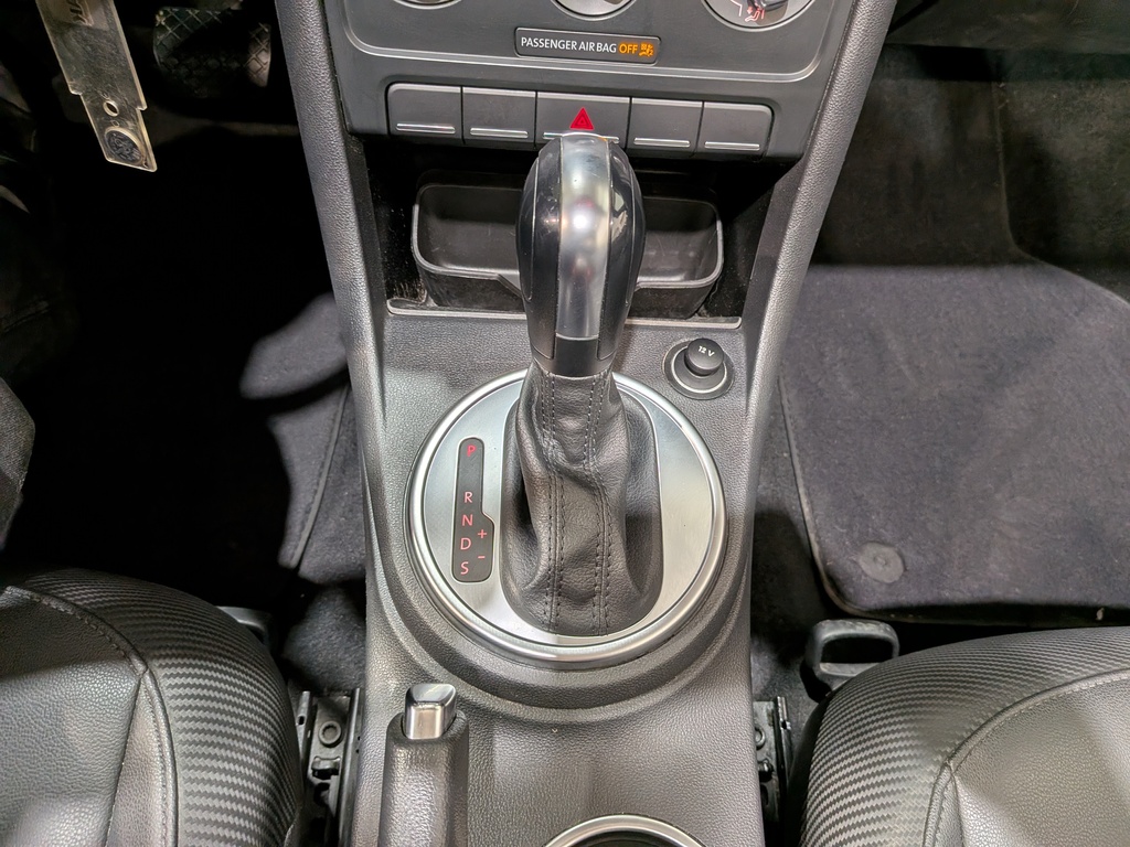 Volkswagen Beetle Convertible 2016