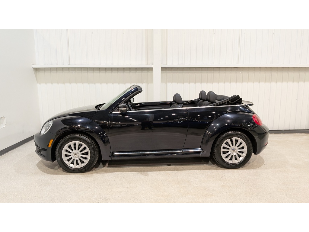 Volkswagen Beetle Convertible 2016