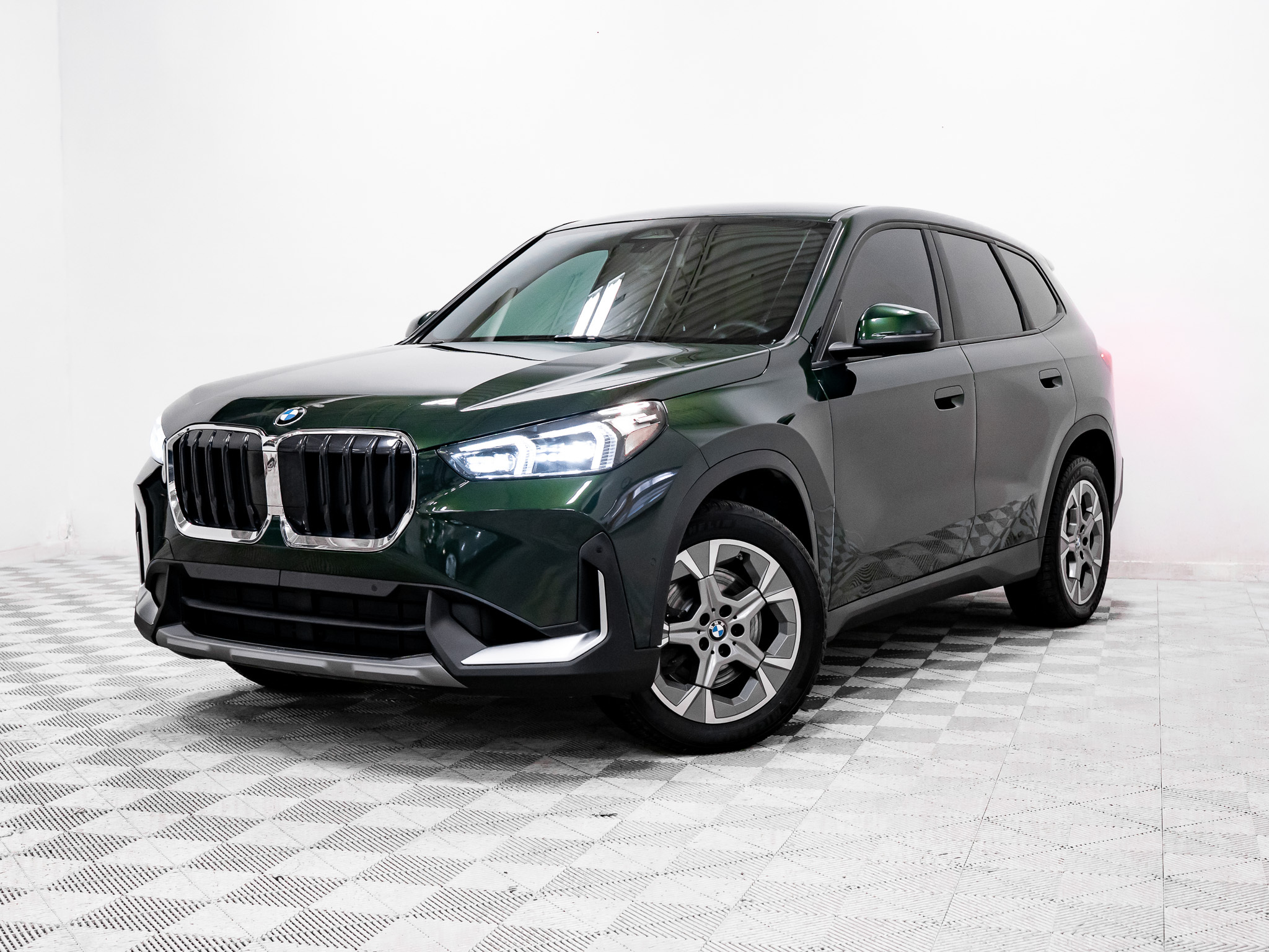 2023 BMW X1