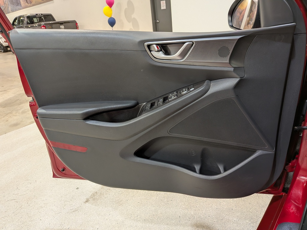 Hyundai Ioniq Hybrid 2020