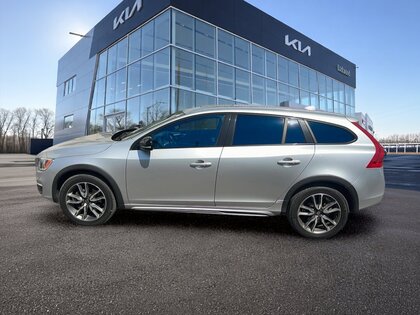 used 2015 Volvo V60 car, priced at $13,495
