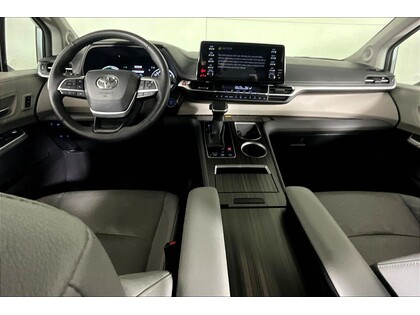 used 2024 Toyota Sienna car, priced at $59,998