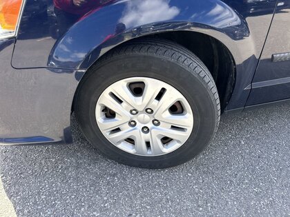 used 2015 Dodge Grand Caravan car, priced at $2,995