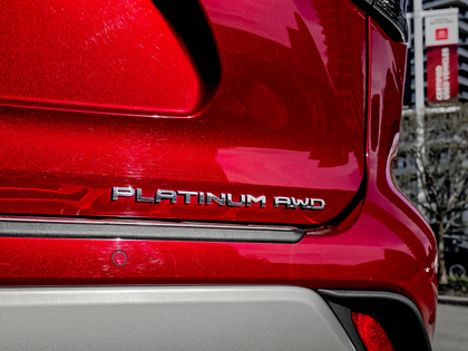 used 2021 Toyota Highlander car, priced at $44,195