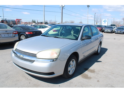 Gray 2005 Chevrolet Malibu FWD Sedan Front-Wheel Drive Automatic