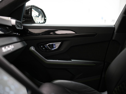 used 2021 Lamborghini Urus car