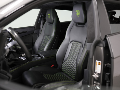 used 2021 Lamborghini Urus car