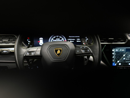 used 2021 Lamborghini Urus car