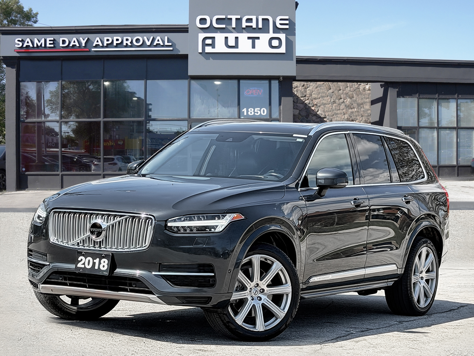 2018 Volvo XC90 T8 Inscription eAWD
