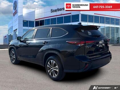 used 2025 Toyota Highlander car, priced at $52,745