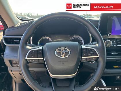 used 2025 Toyota Highlander car, priced at $52,745