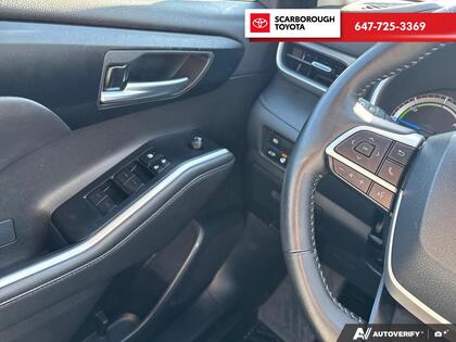 used 2025 Toyota Highlander car, priced at $52,745