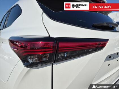 used 2021 Toyota Highlander car, priced at $36,595