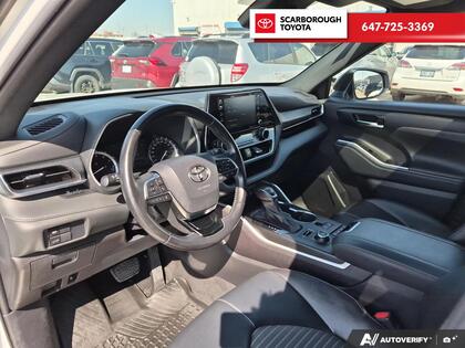 used 2021 Toyota Highlander car, priced at $36,595