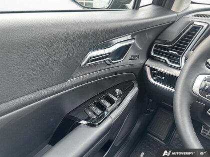 used 2025 Kia Sportage car, priced at $39,987