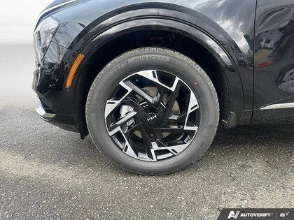 used 2025 Kia Sportage car, priced at $39,987