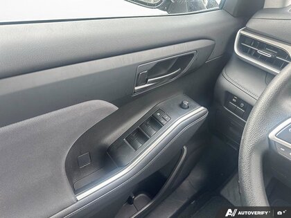 used 2024 Toyota Highlander car, priced at $49,999
