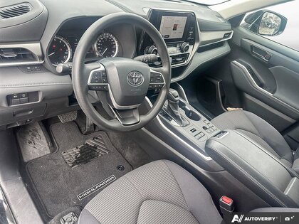 used 2024 Toyota Highlander car, priced at $49,999