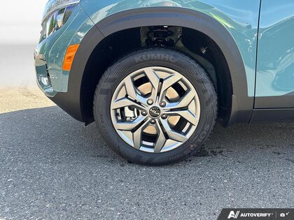 used 2025 Kia Seltos car, priced at $24,941