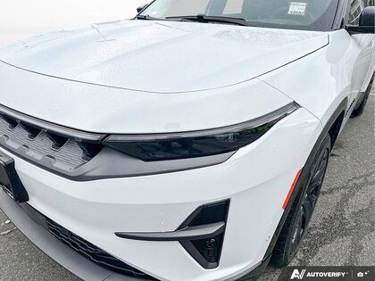 used 2024 Jeep Wagoneer S car, priced at $54,922