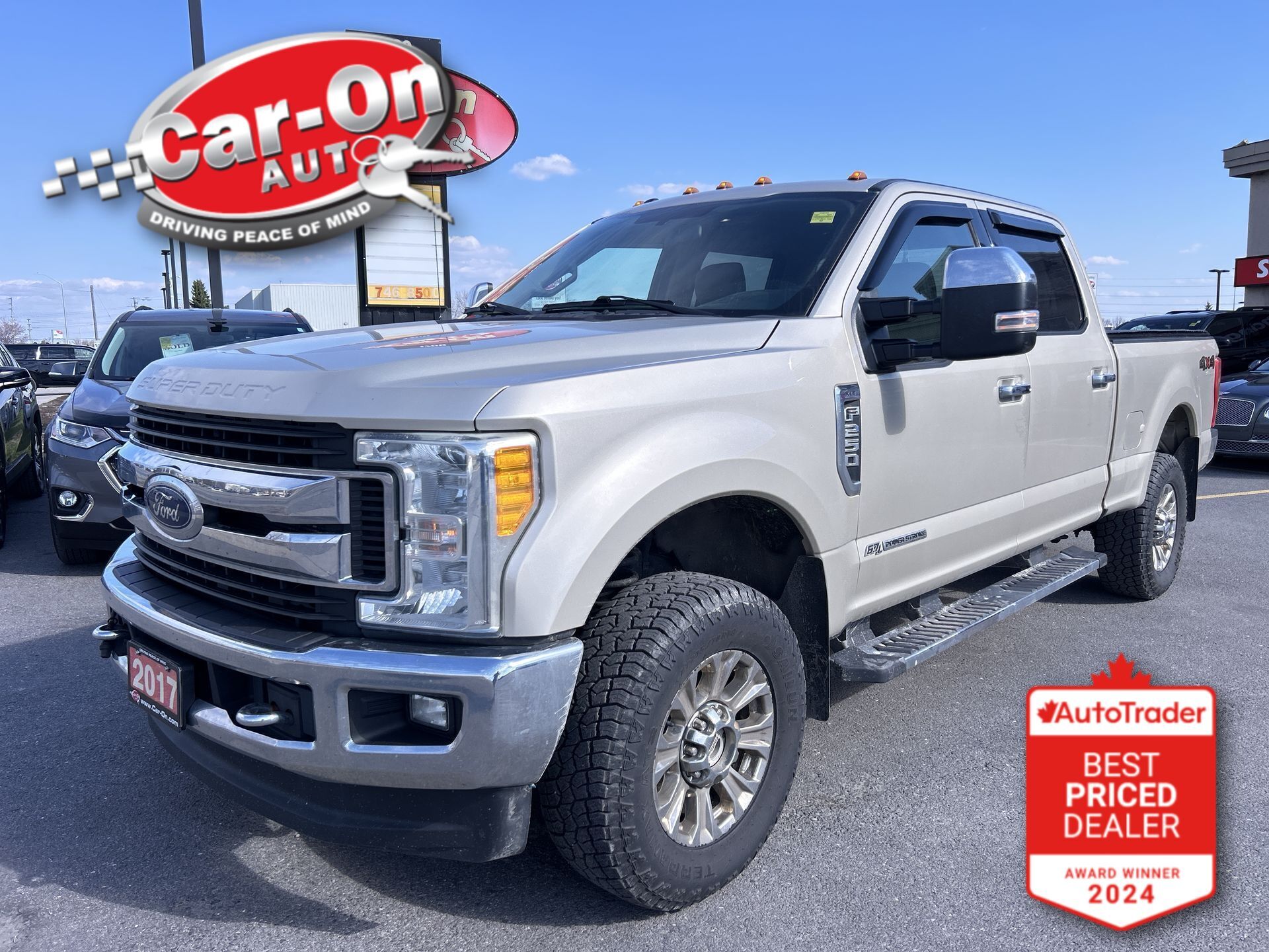 Ford F-250 Super Duty XLT Crew Cab 4WD 2017