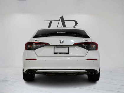 used 2022 Honda Civic Si Sedan car, priced at $26,900