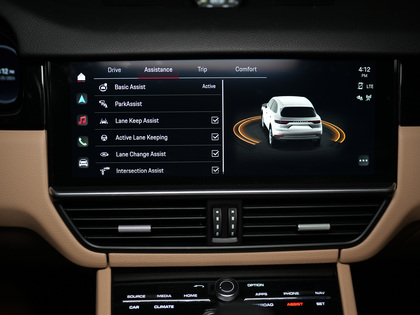 used 2022 Porsche Cayenne car, priced at $71,900