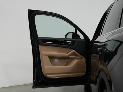 used 2022 Porsche Cayenne car, priced at $71,900