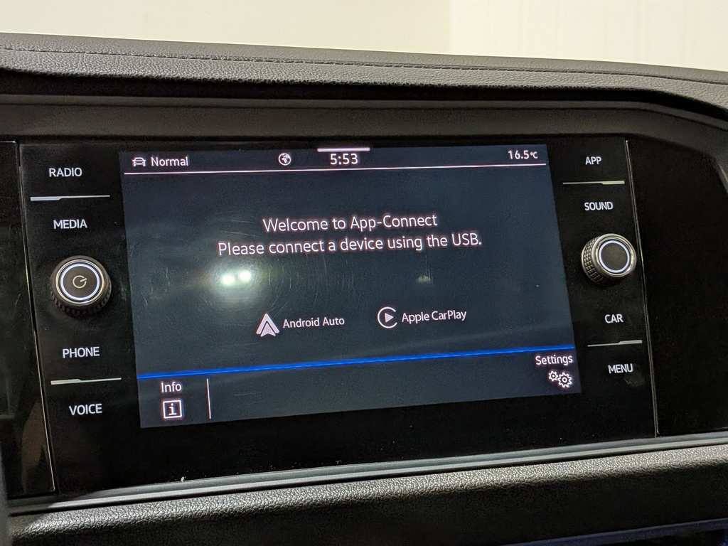 Volkswagen Jetta 2024